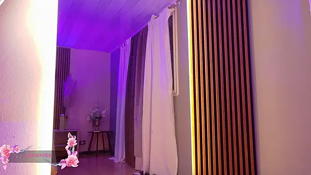 La_Diabla_111_ Live XXX-Chat