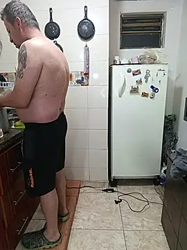 ZuriandAlex Adlı Modelin Canlı XXX Sohbeti