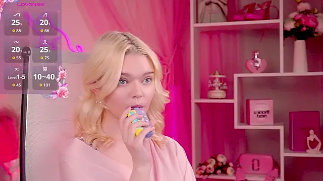 AdeleCartier Live XXX-chat