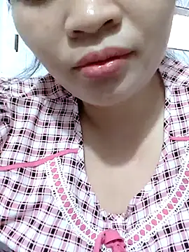 2_sexxx's Webcam Show