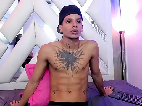 Show de kai_storm77 na webcam