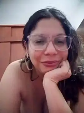 Carliina_Soussa élő XXX-chatje
