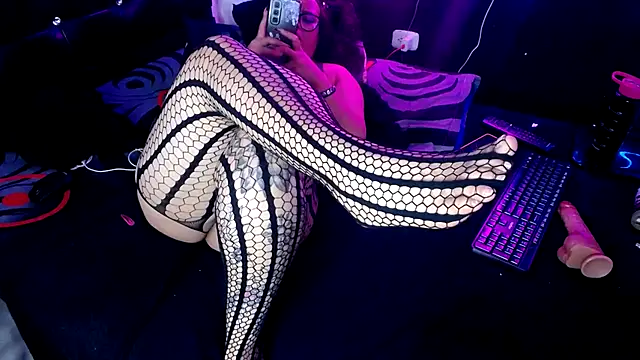curvy_cutie 现场XXX聊天