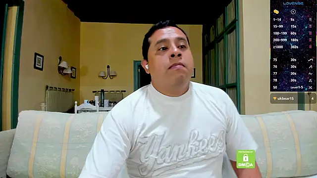 brad_latino 网络视讯表演
