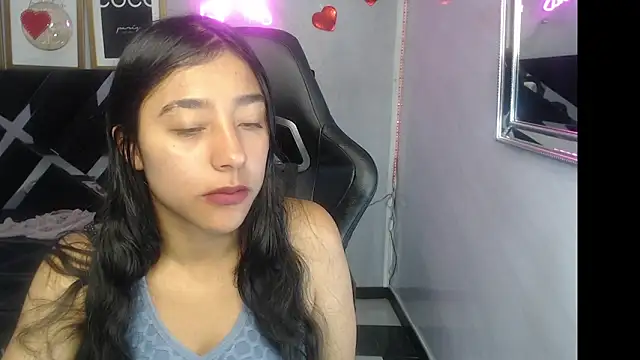 Arimeraki_v's Live XXX Chat