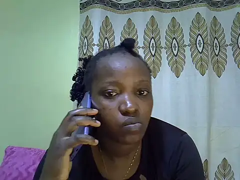 Chat +18 de Ebony_fayy ao vivo