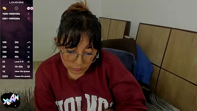 Chat +18 de ella_harry ao vivo