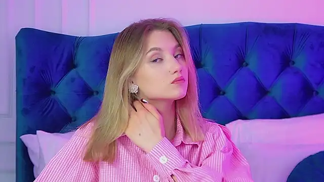 دردشة StacyEvances الجنسية المباشرة