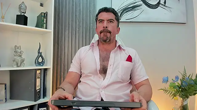 JuanKFit_45: απευθείας συνομιλία ΧΧΧ