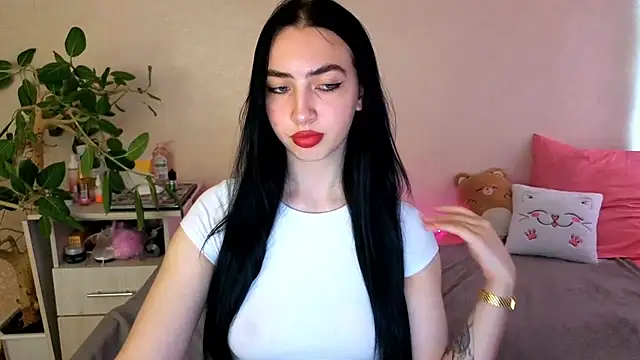 WildKittenX_ – webcam-show