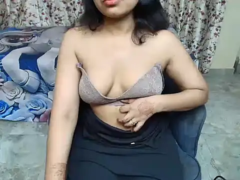 Chat +18 de Avni-kumarii ao vivo