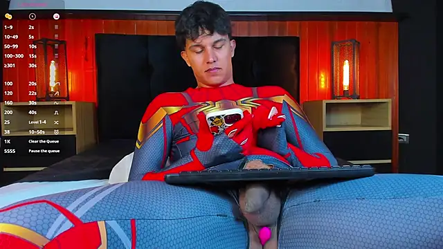 Leo_Savage_ Show Webcam