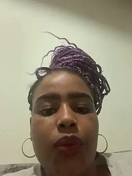 ayla-0 live XXX chat