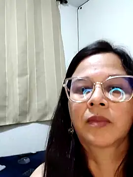 XXX chat uživo modela Estella80