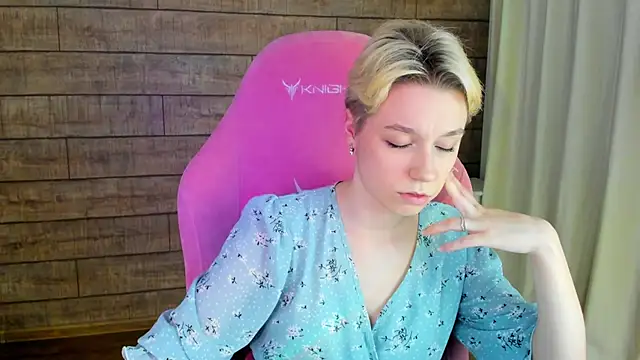 AgataGate live XXX chat