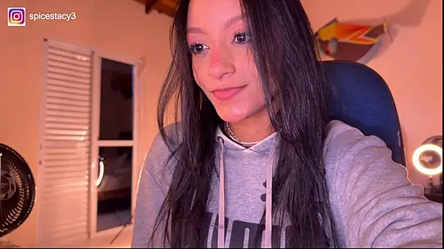 Chat +18 de StacySpice01 ao vivo