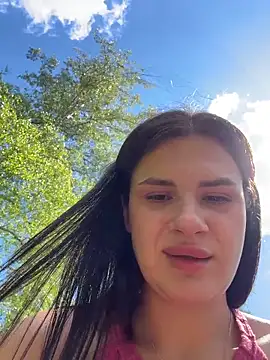 MiraReach's Live XXX Chat