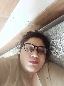 yourchahat27 Webcam-Show