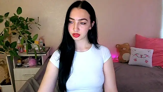 WildKittenX_n Live XXX chat