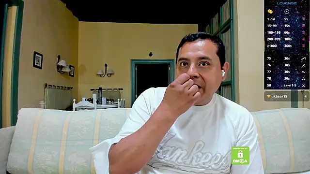 brad_latino Webcamshow