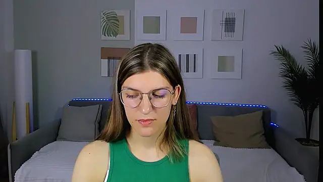 Онлайн чат XXX AnnaThorne