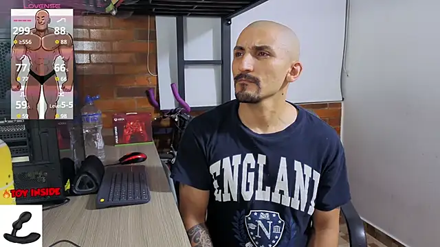 Marck_Muscle Chat XXX in diretta