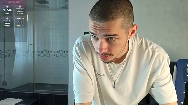 KaydenDrewn Webbikameraesitys