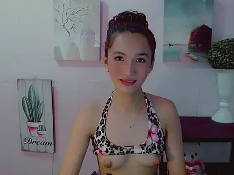 Urblossom_princessxxx Pertunjukan Webcam