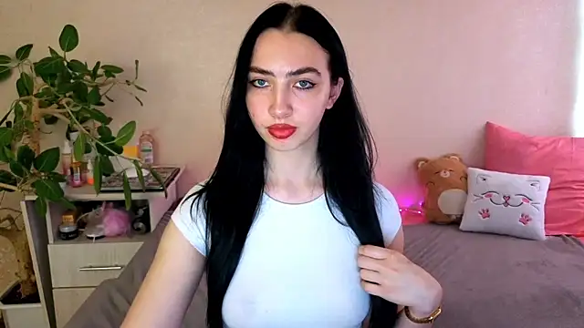 XXX chat uživo modela WildKittenX_