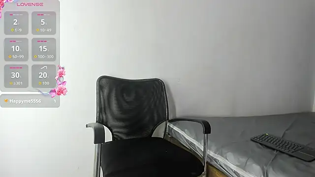 Adrian_Wolf webcam show