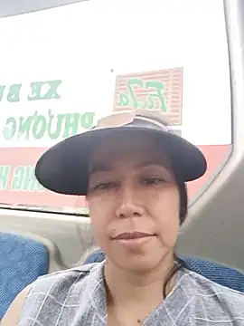 2HotAsain4un Webbikameraesitys