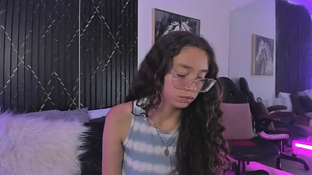 Thefany_Gomez – Naživo XXX chat