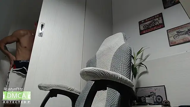 Rustynf1tz_ webkamerás műsora