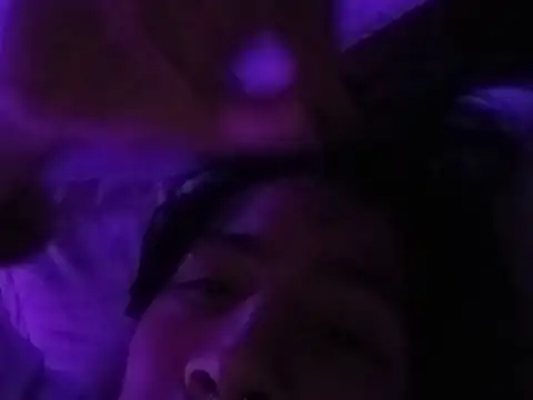 kirito_kun – Naživo XXX chat