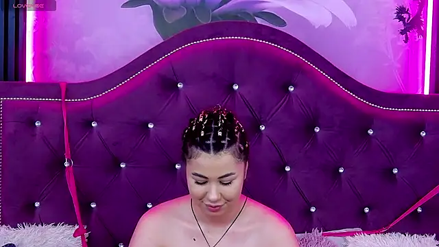 DaianaKimberly Webcam show