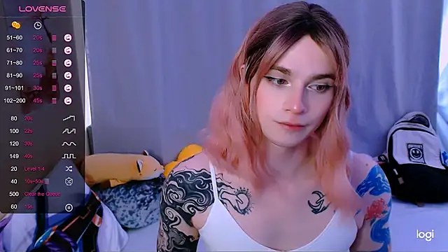 Show modela Alice_Hells na web-kameri