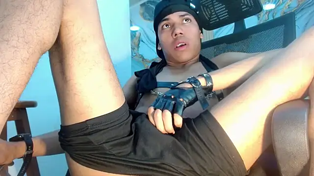 Онлайн чат XXX DaviidBuckx_