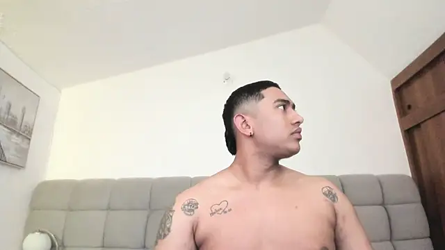 erotic_sins Show in webcam