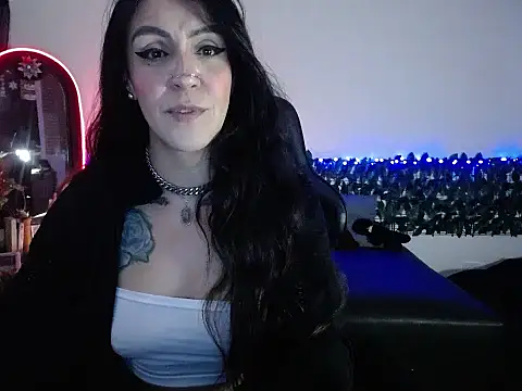 Chat +18 de Anastasiabasst__ ao vivo