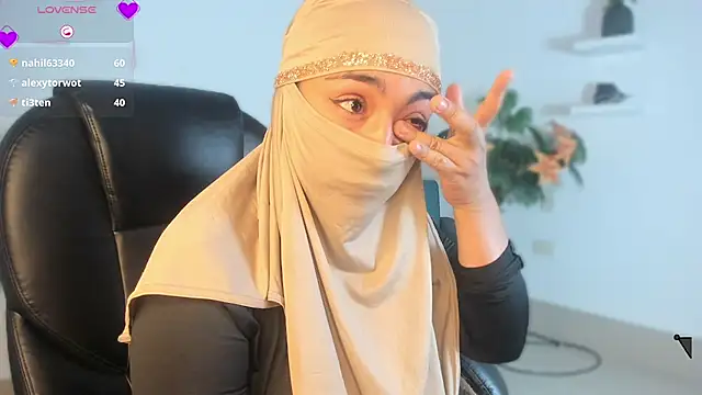 ailinn_sahara Шоу с уебкамера