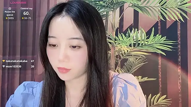 77-Vickyn Live XXX chat