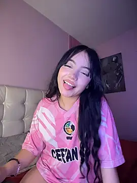 צ'אט XXX בשידור חי של MayyBonita