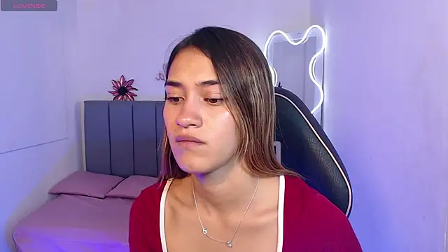 Jenner_tay Chat XXX in diretta