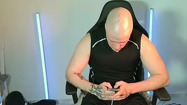 Bigbaaldn Live XXX chat