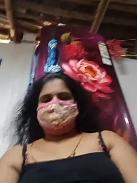 Tamil-shivani95 Show in webcam