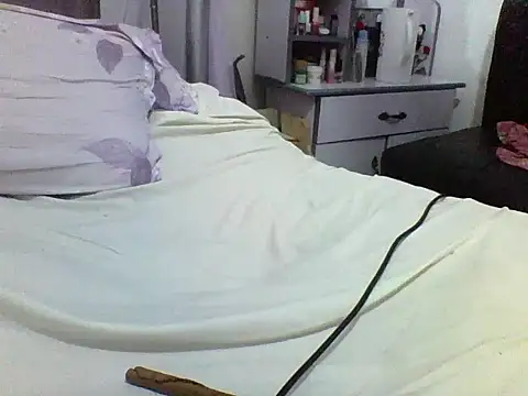 sweet_apple270's Live XXX Chat