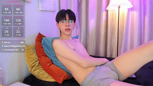 Demian_Hush Adlı Modelin Web Kamerası Şovu