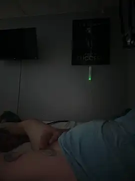 THE-CHAMPLOVENIPPLES73 Chat XXX live