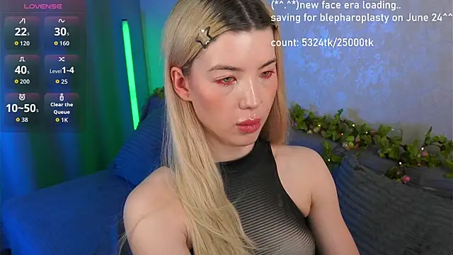 LindaThackerr 现场XXX聊天