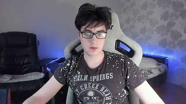 XXX chat uživo modela Knuckles17